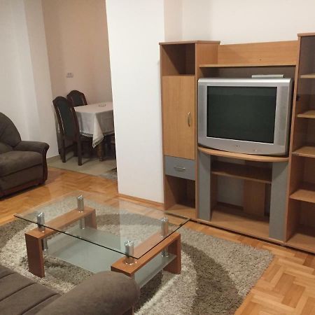 ŠabacStan Na Dan Centarアパートメント エクステリア 写真